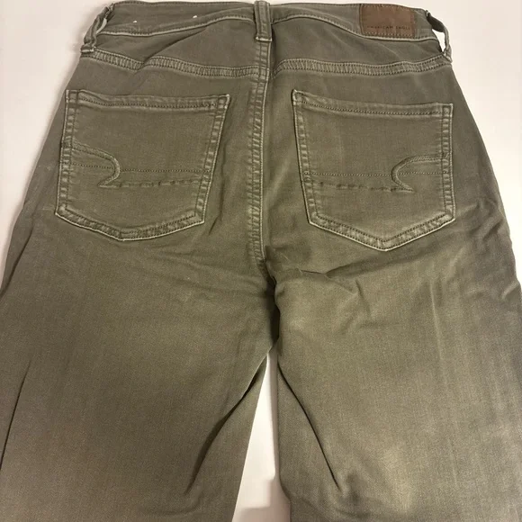 American Eagle Outfitters Olive Green jeans - Picture 7 of 7